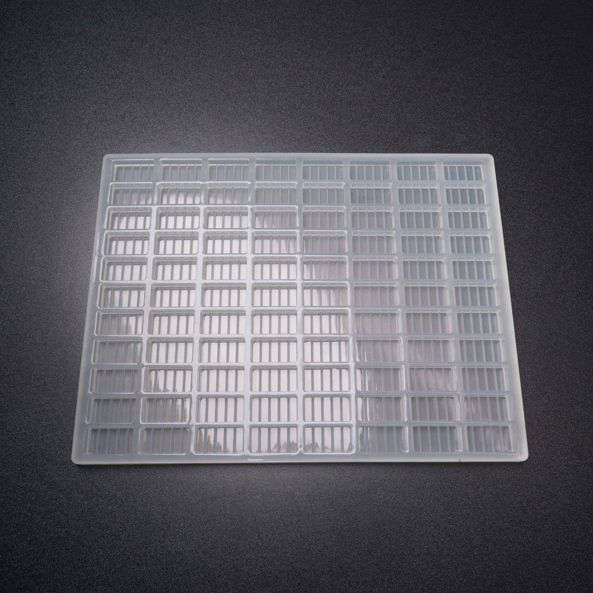 universal depositor filling silicone molds-by bold maker