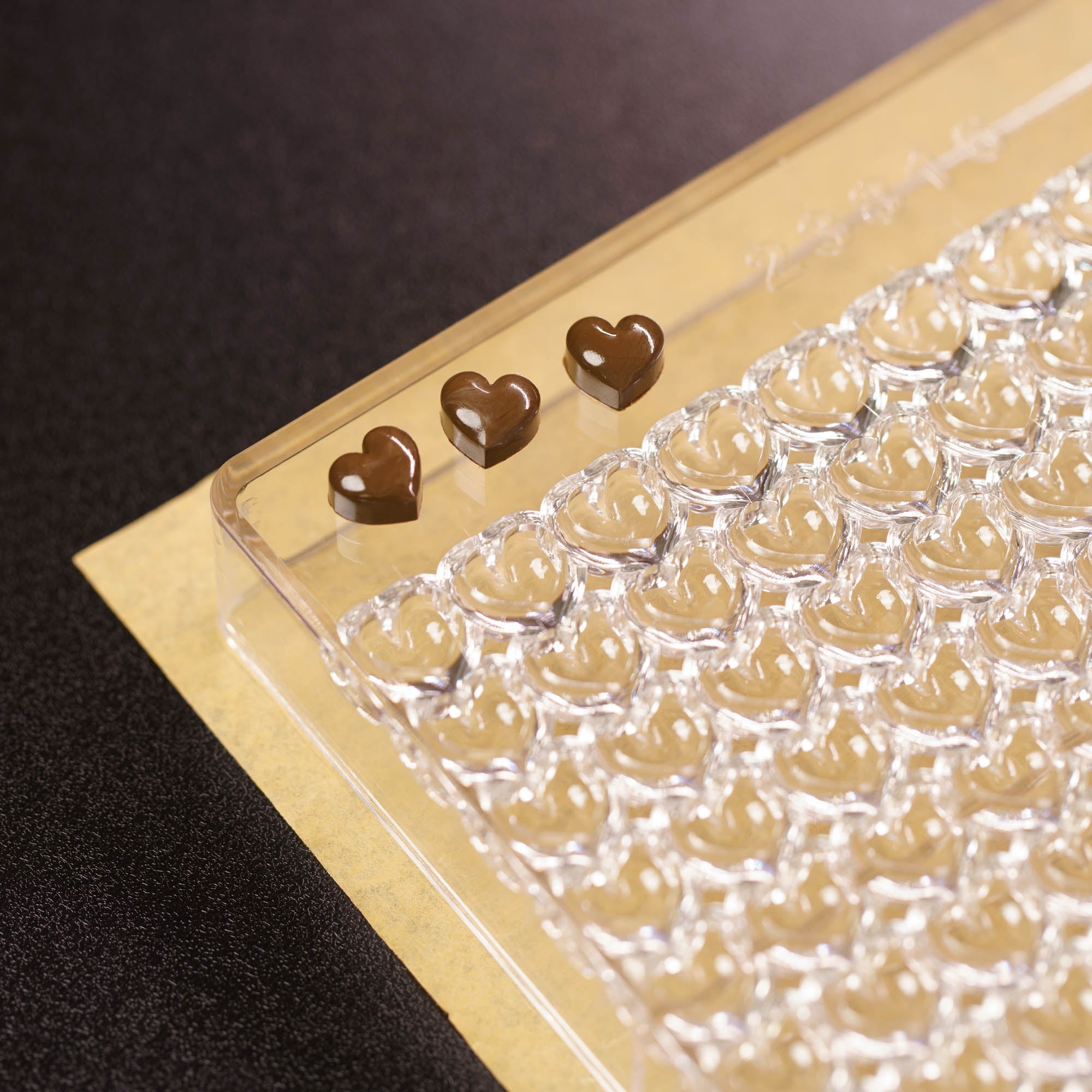 ブランド通販サイトをすべて 23816 - Cavities 204 - Mold Chocolate Heart 0.45mL – Maker Bold テープ・マスキングテープ