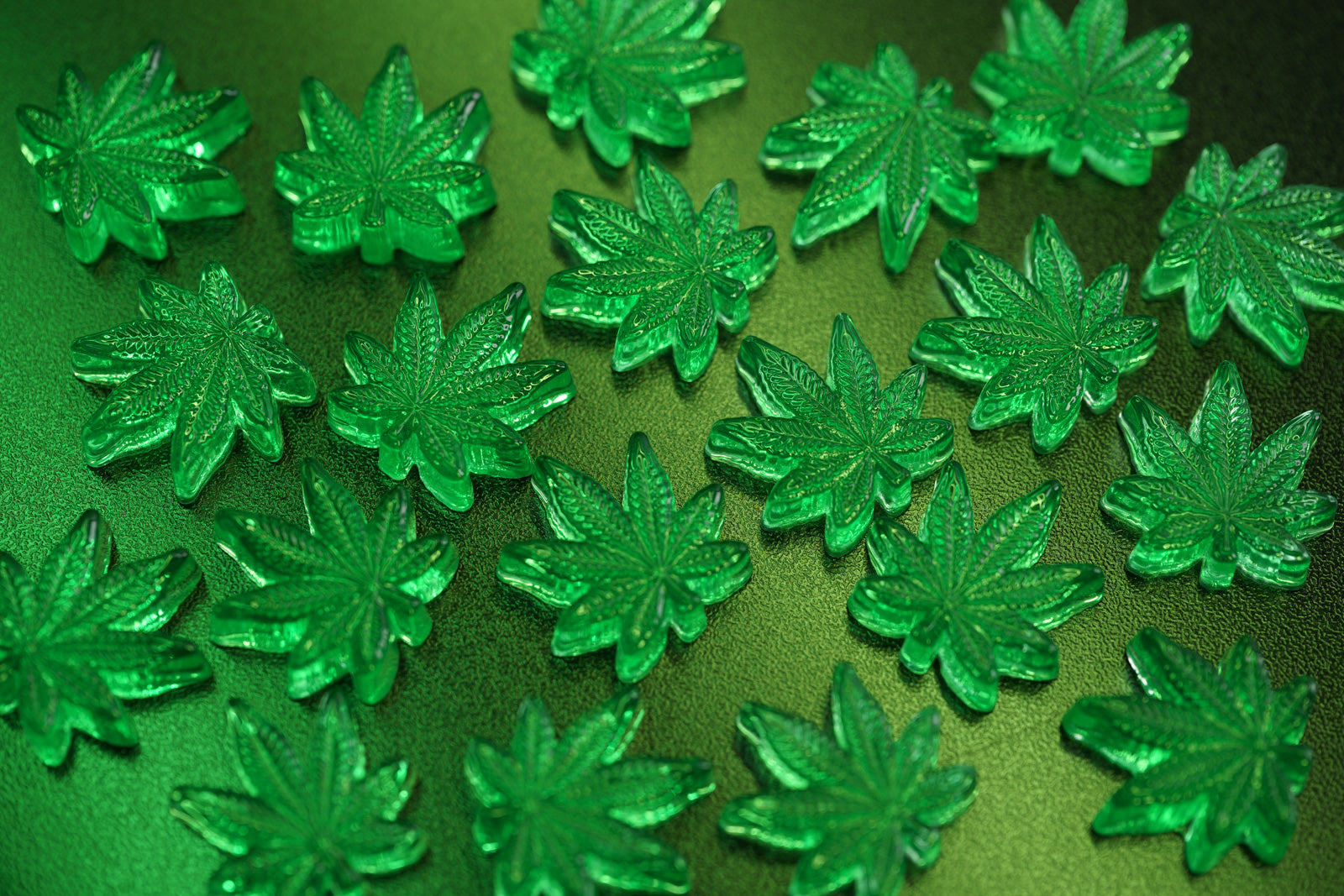 4mL Cannabis Leaf Chocolate Mold - 21 Cavities - 24026