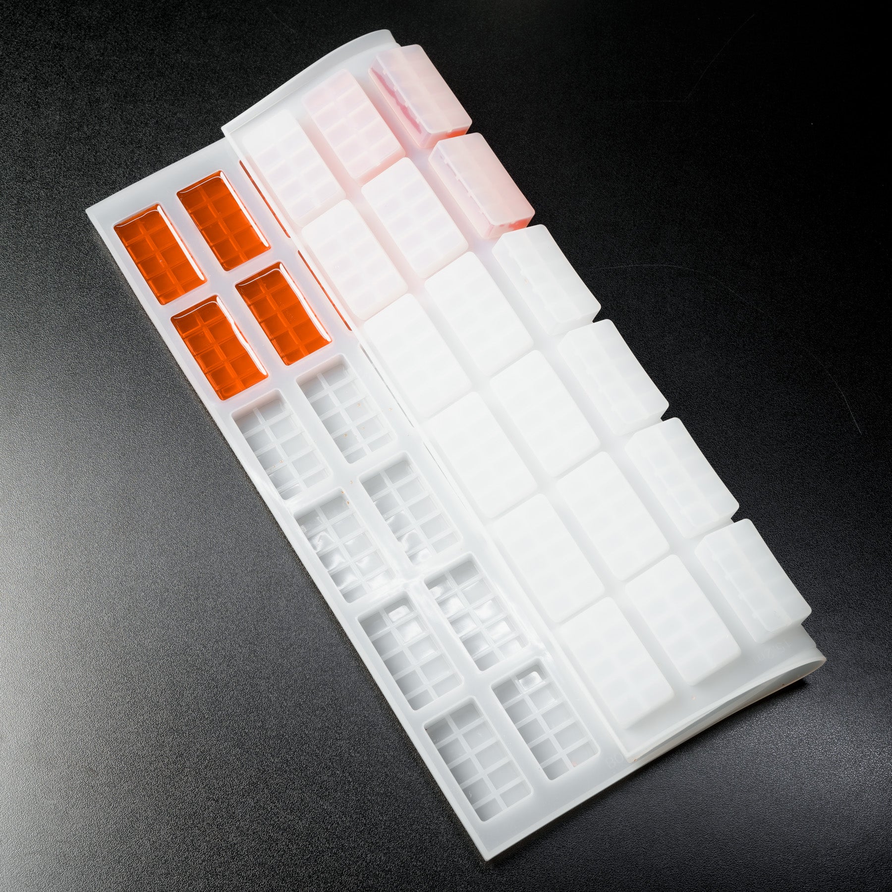 14.5mL Multidose™ Rectangle Candy Mold - 48 Cavities - 24194