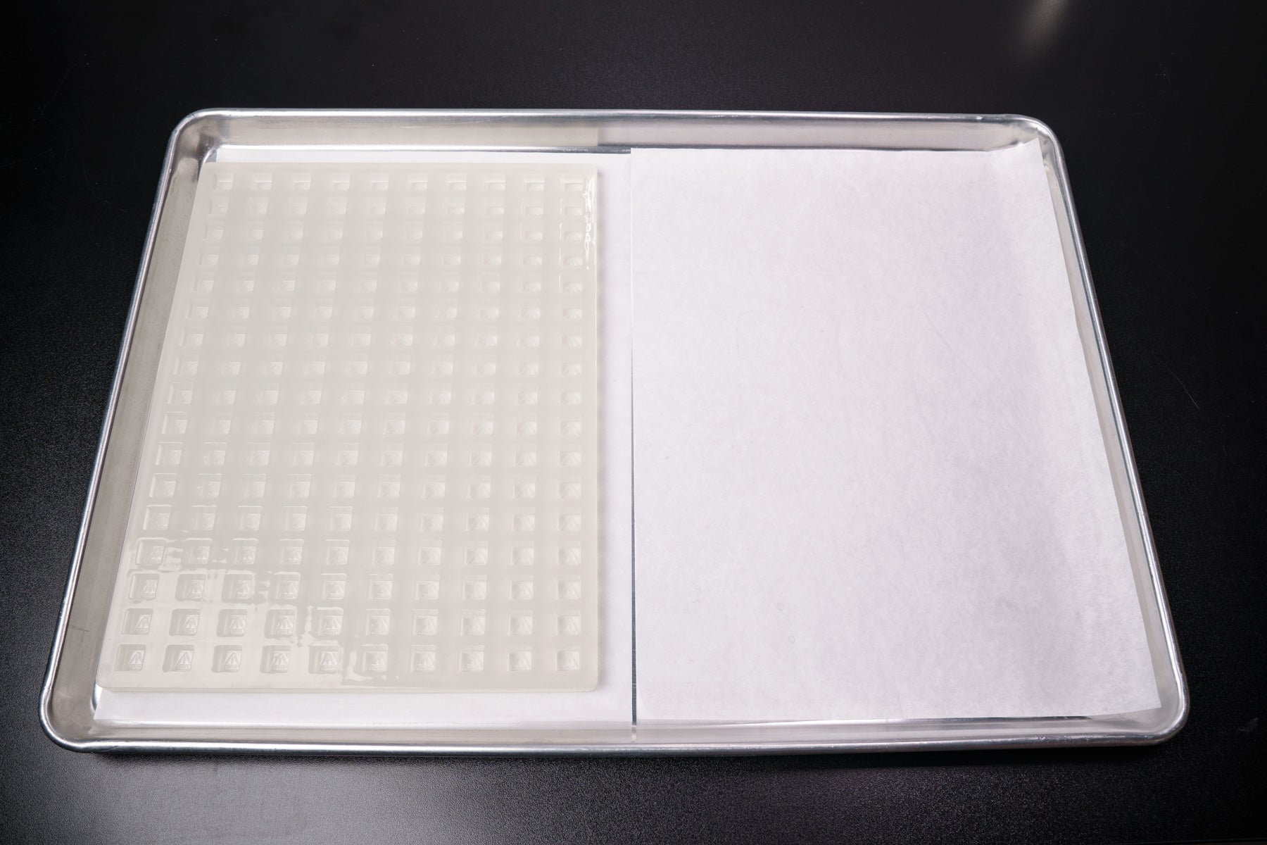 2mL Square Candy Depositor Mold - NV, MS THC Symbol - 170 Cavities - 24195