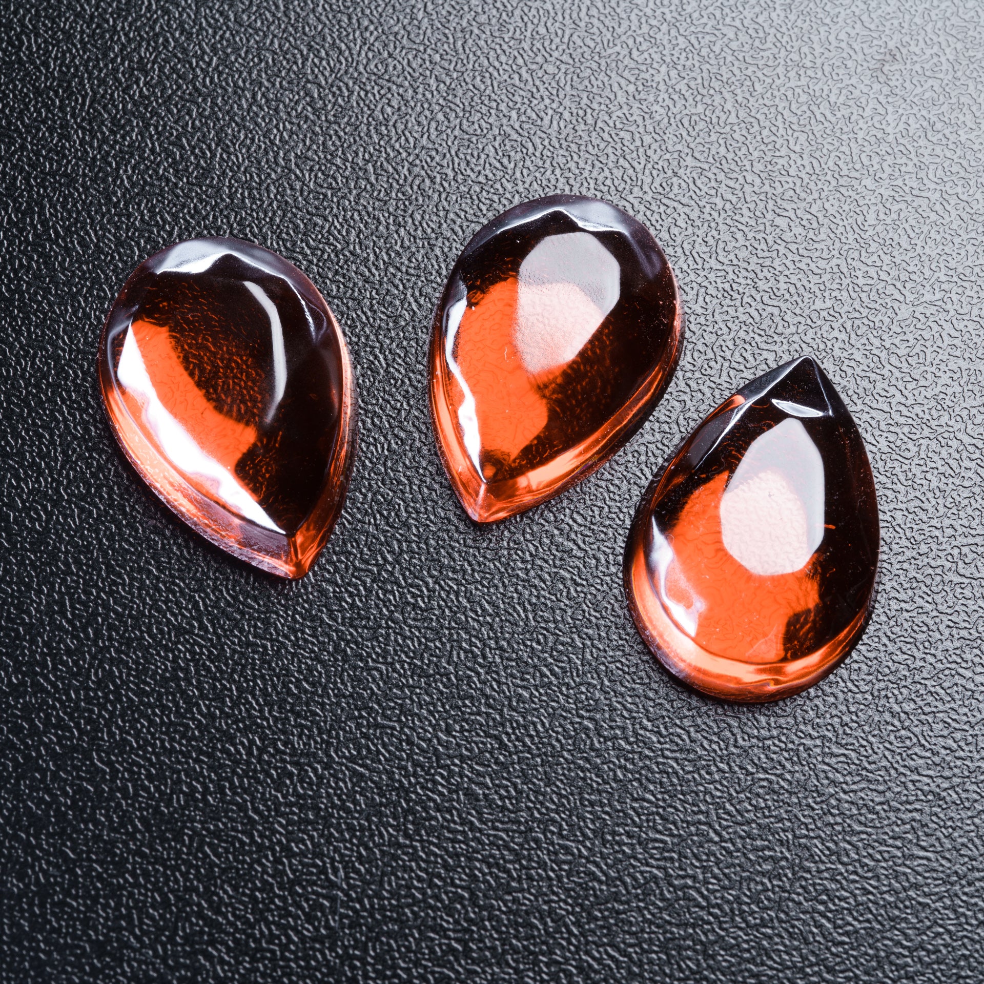 3.5mL Teardrop Gem Candy Depositor Mold - 112 Cavities - 22193