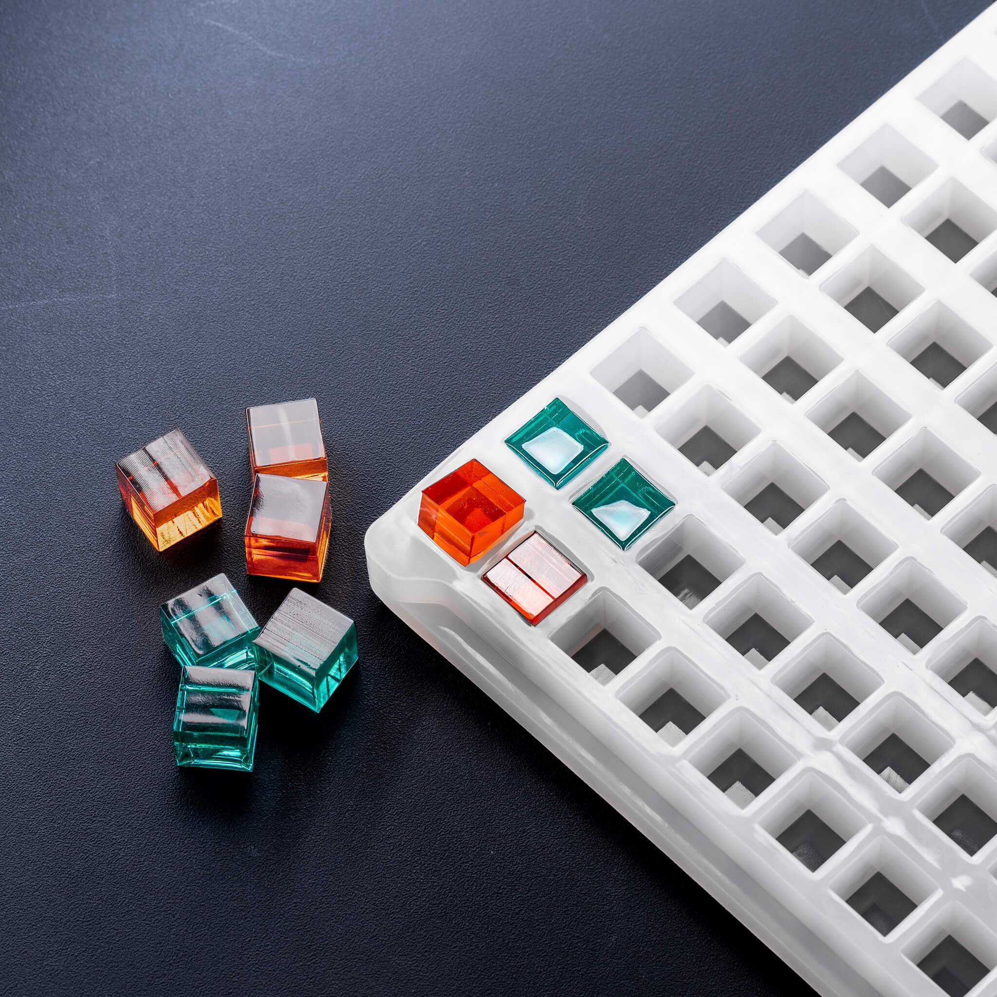 2.8mLCubeCandyDepositorMold190Cavities100PercentPlatinumSiliconeMoldsOrangeBlueGummies