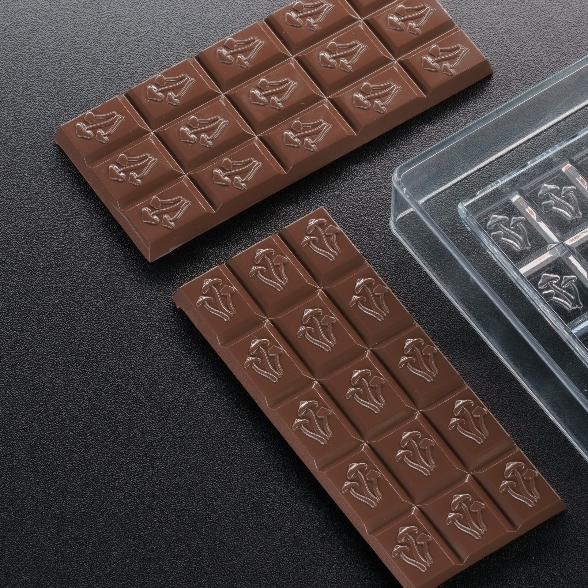 37mL 10pc Chocolate Bar Mold - MA, ME, RI, VT THC Symbol - Polycarbonate -  5 Bars - 22905