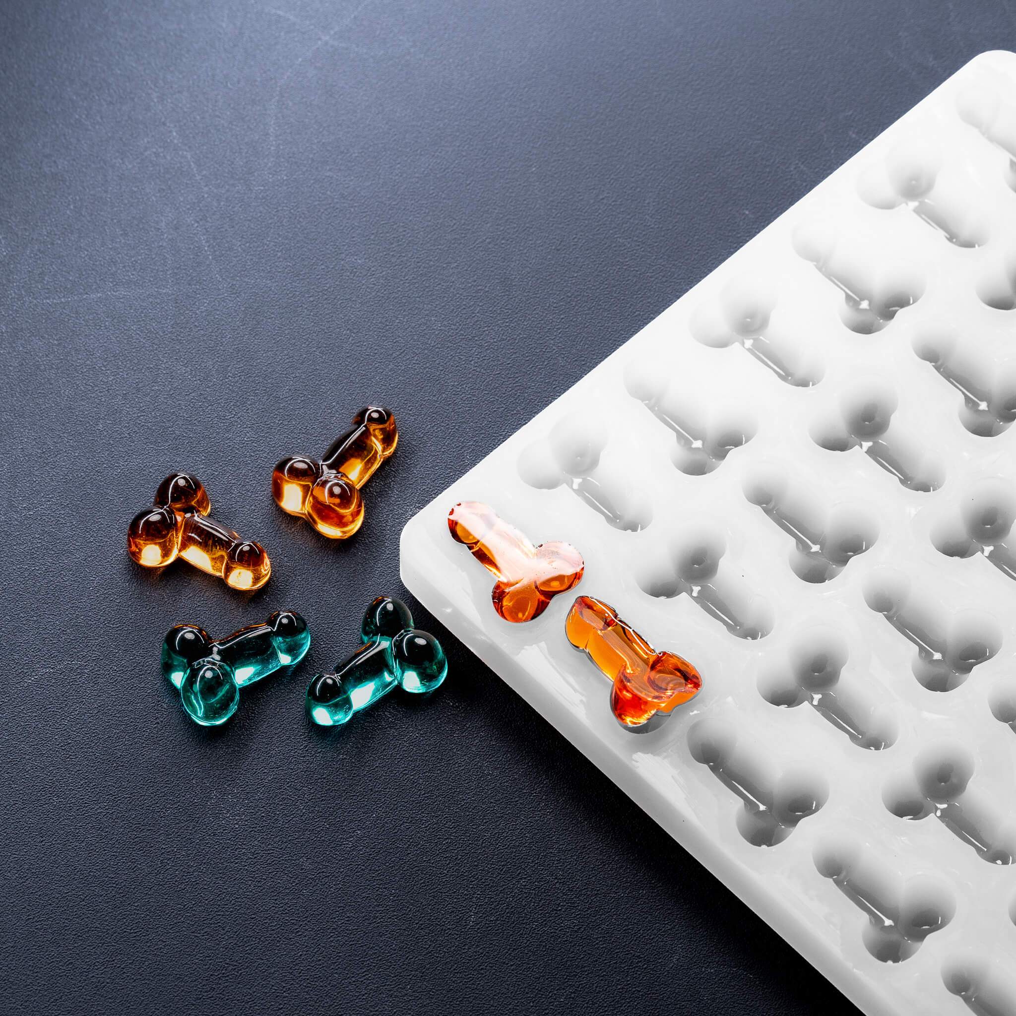 3mLNoveltyPenisWillyCandyGummyAdultNoveltyMold100percentPlatinumSiliconeOrangeBlueCandiesGummies