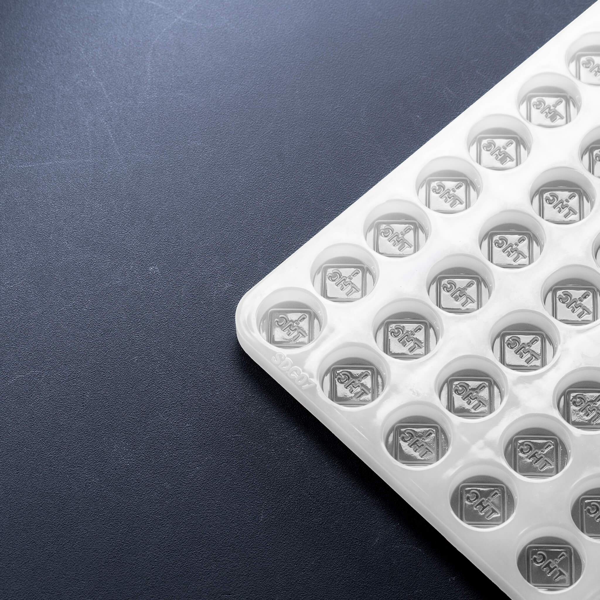 3mlRoundCandyGummyDepositorMoldColoradoOhioFloridaTHCSymbol104Cavities100PercentPlatinumSilicone