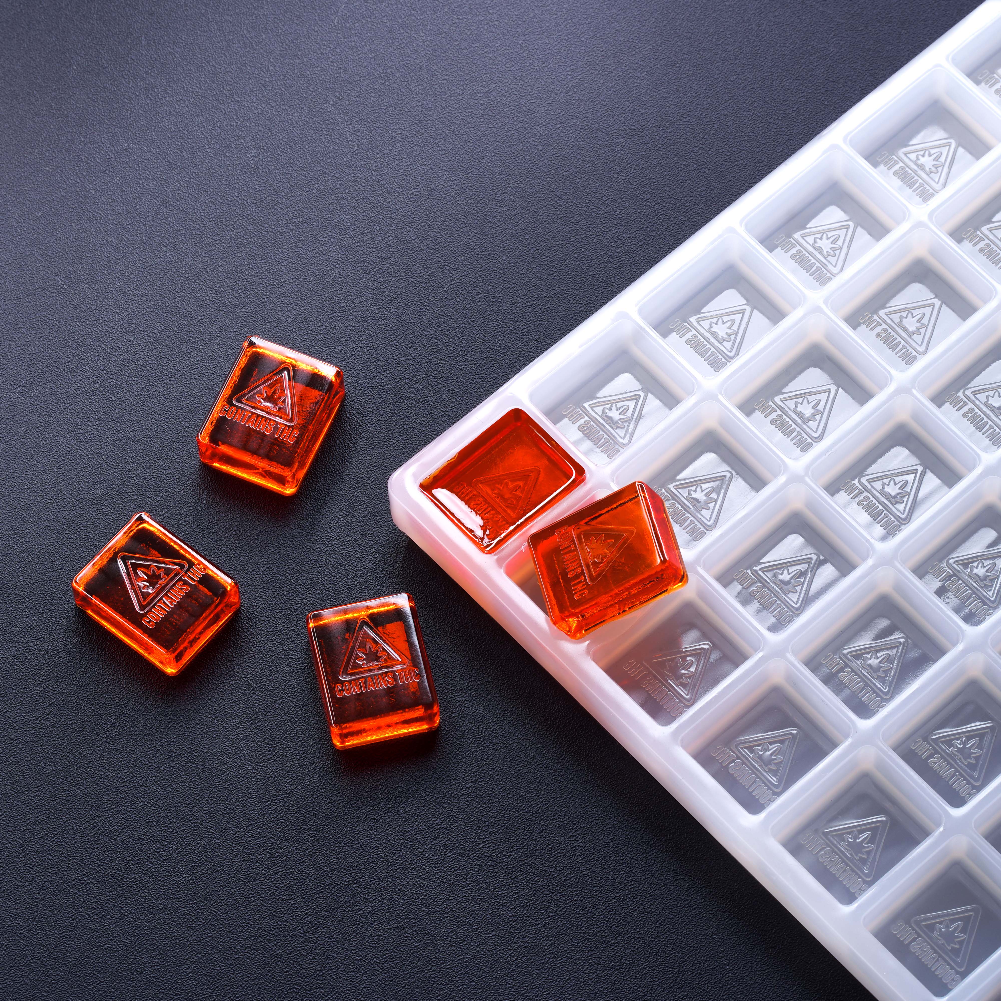 6.8mL Rectangle Candy Full Sheet Mold - MA, ME, RI, VT THC Symbol - 299 Cavities - 22137