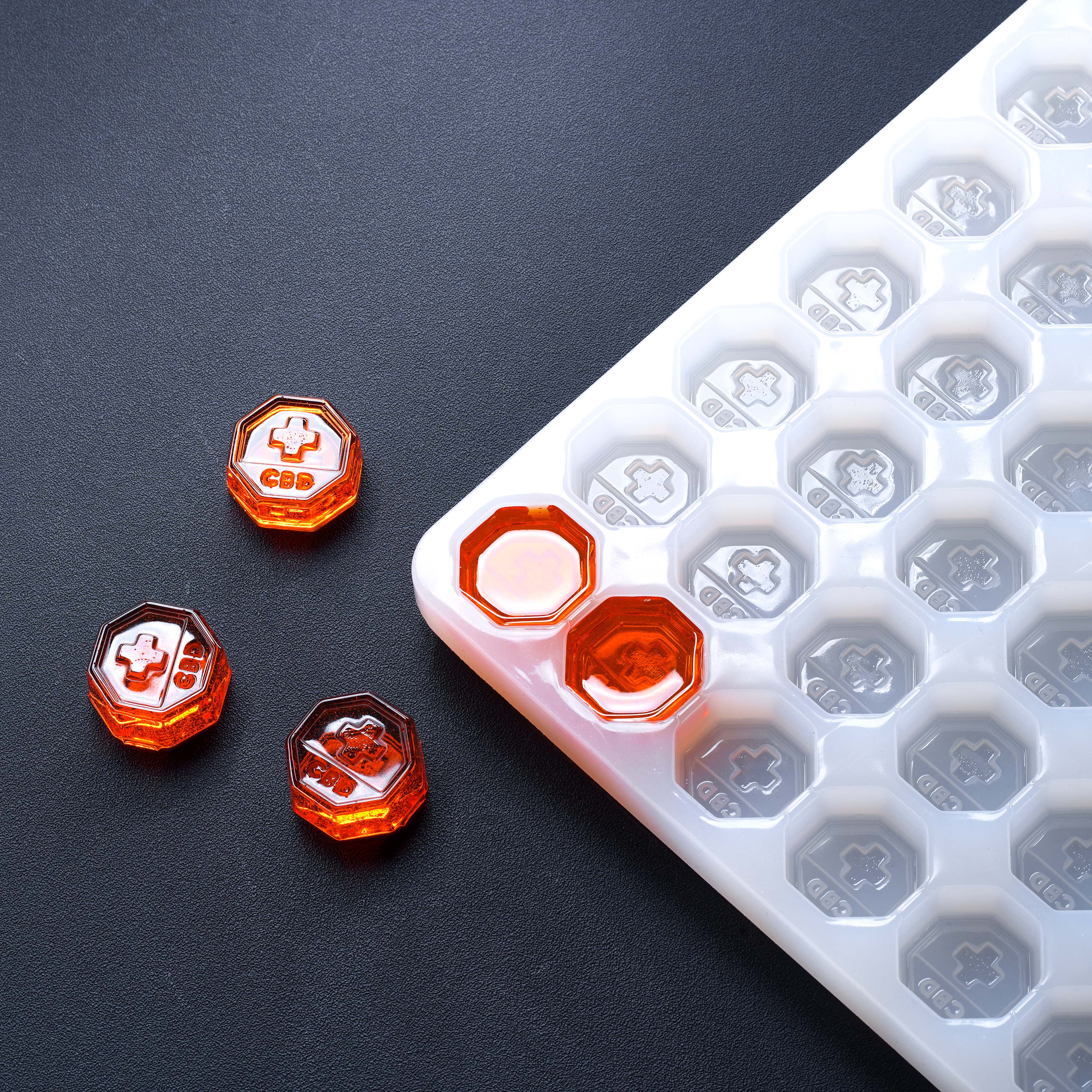 5mL Octagon Candy Mold - CBD Symbol - 108 Cavities - 22044