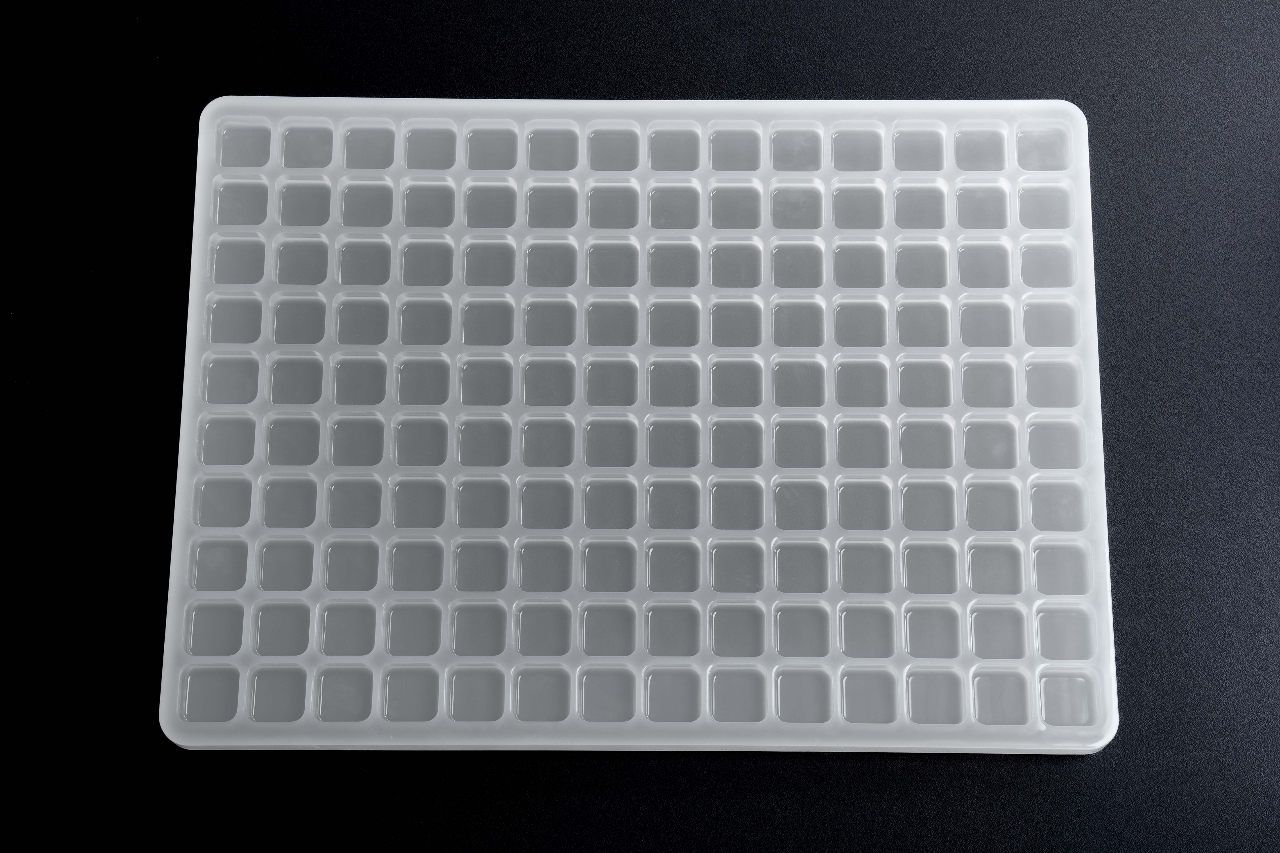5mL Rounded Square Candy Depositor Mold - 140 Cavities - 22110