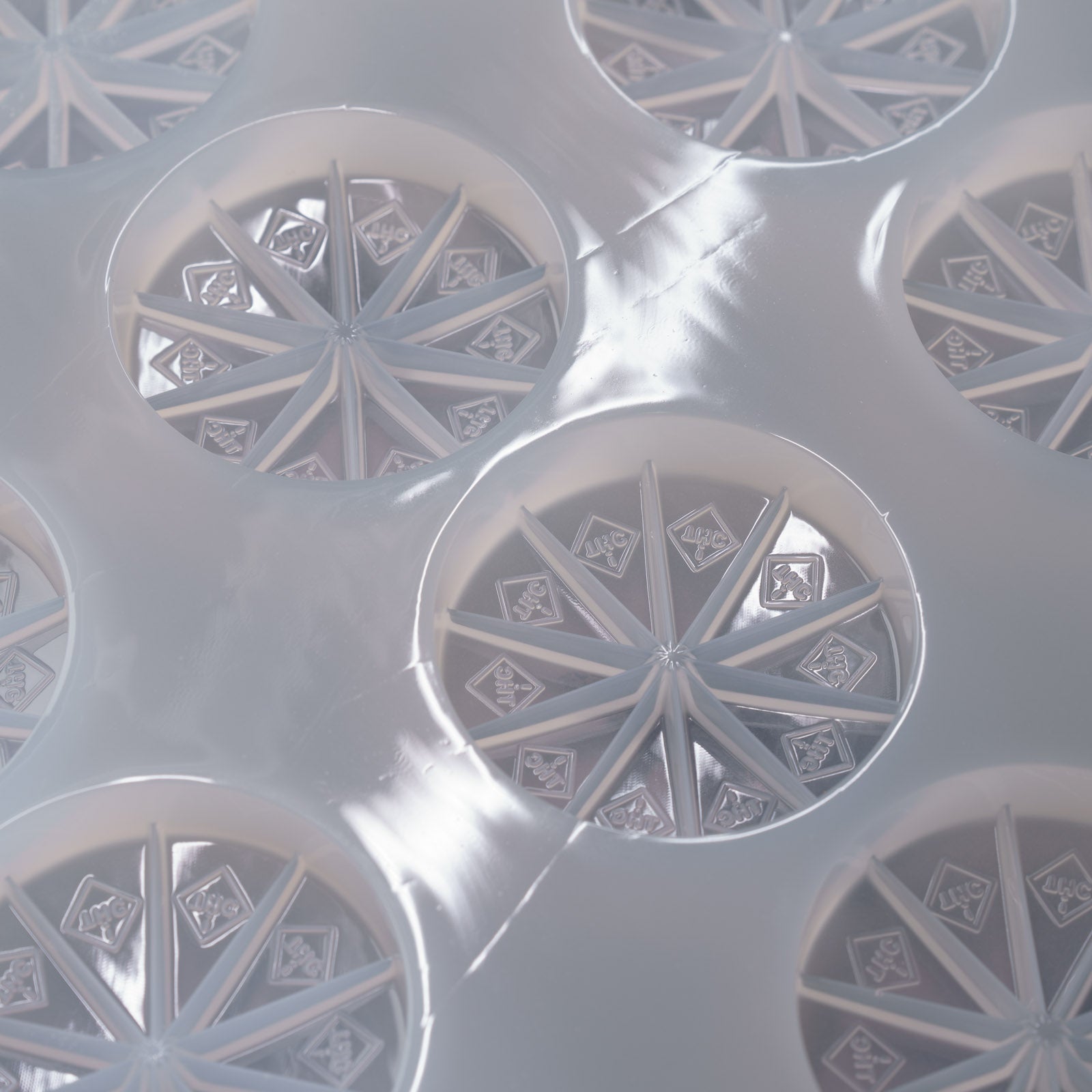 20mL Multidose Round Candy Depositor Mold - CO, FL, NM, OH THC Symbol - 24 Cavities - 24286