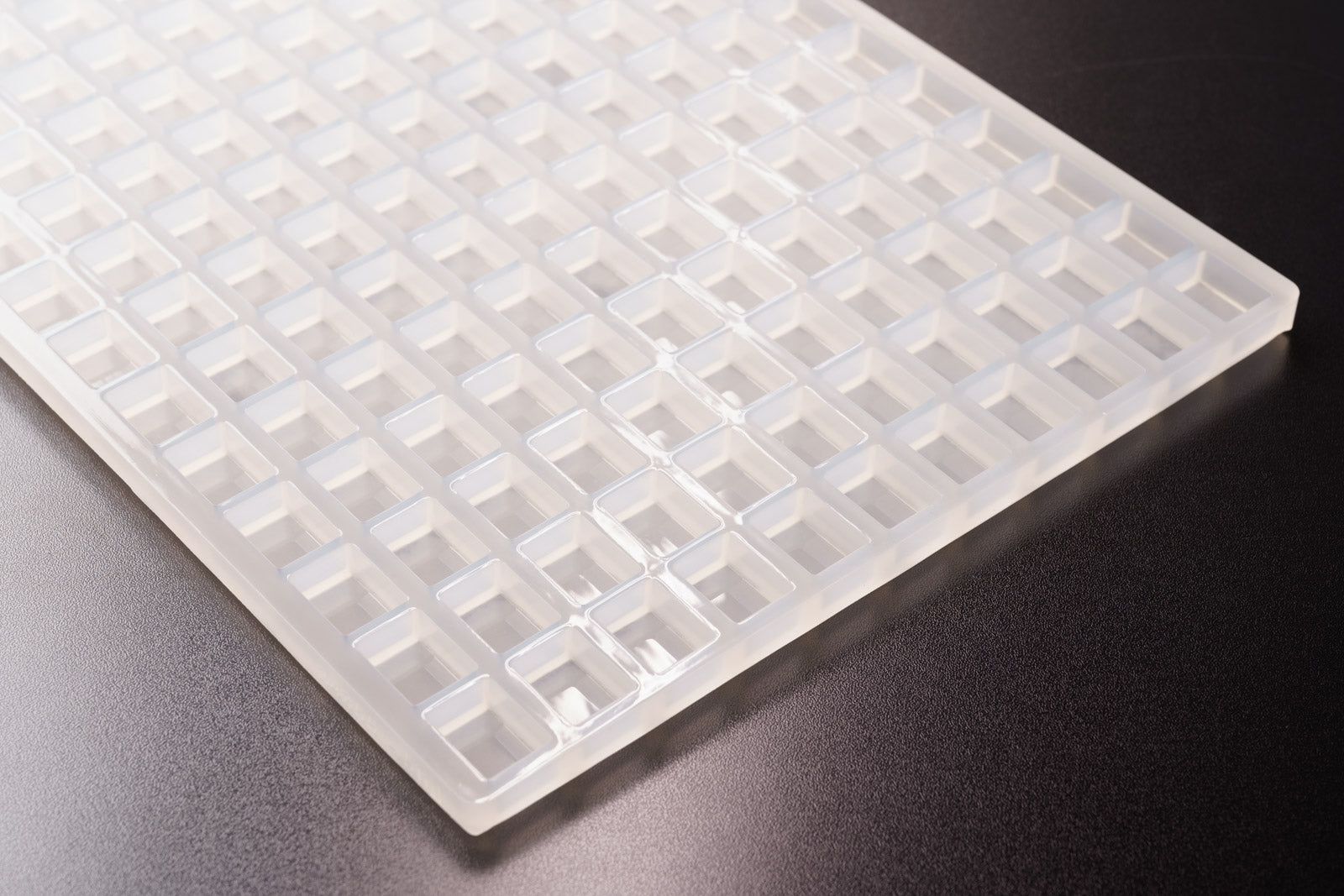 5mL Rounded Rectangle Candy Depositor Mold - 143 Cavities - 24355