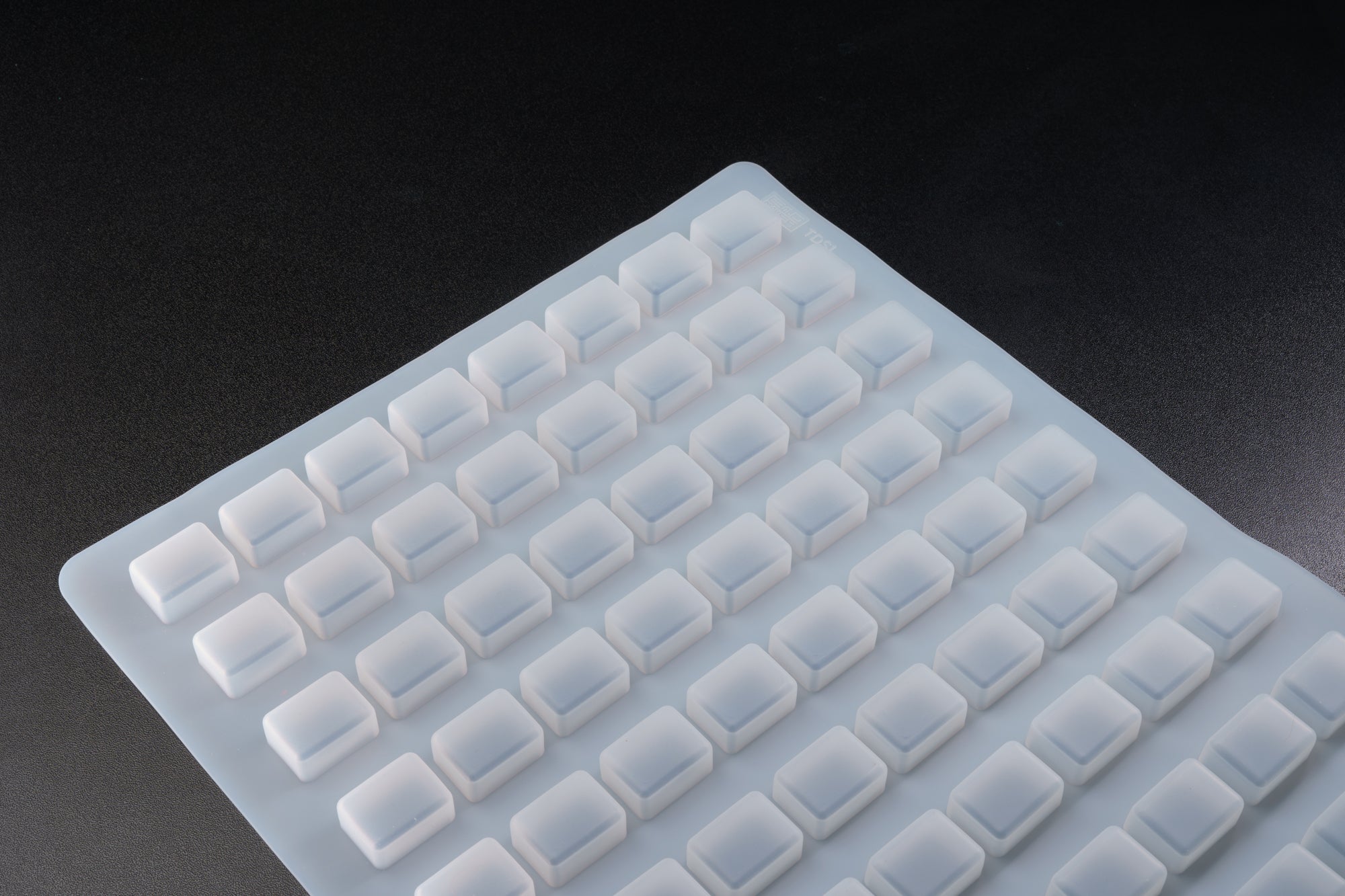5.5mL Rectangle Candy Depositor Mold - 80 Cavities - 23451