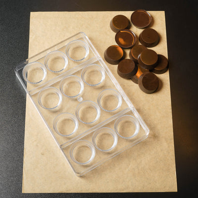 18.52mL Peanut Butter Cup Chocolate Mold - 12 Cavities - 23557