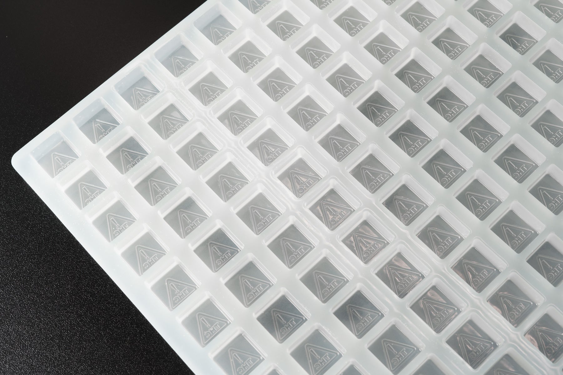 4mL Square Candy Depositor Mold - NV, MS THC Symbol - 160 Cavities - 24196