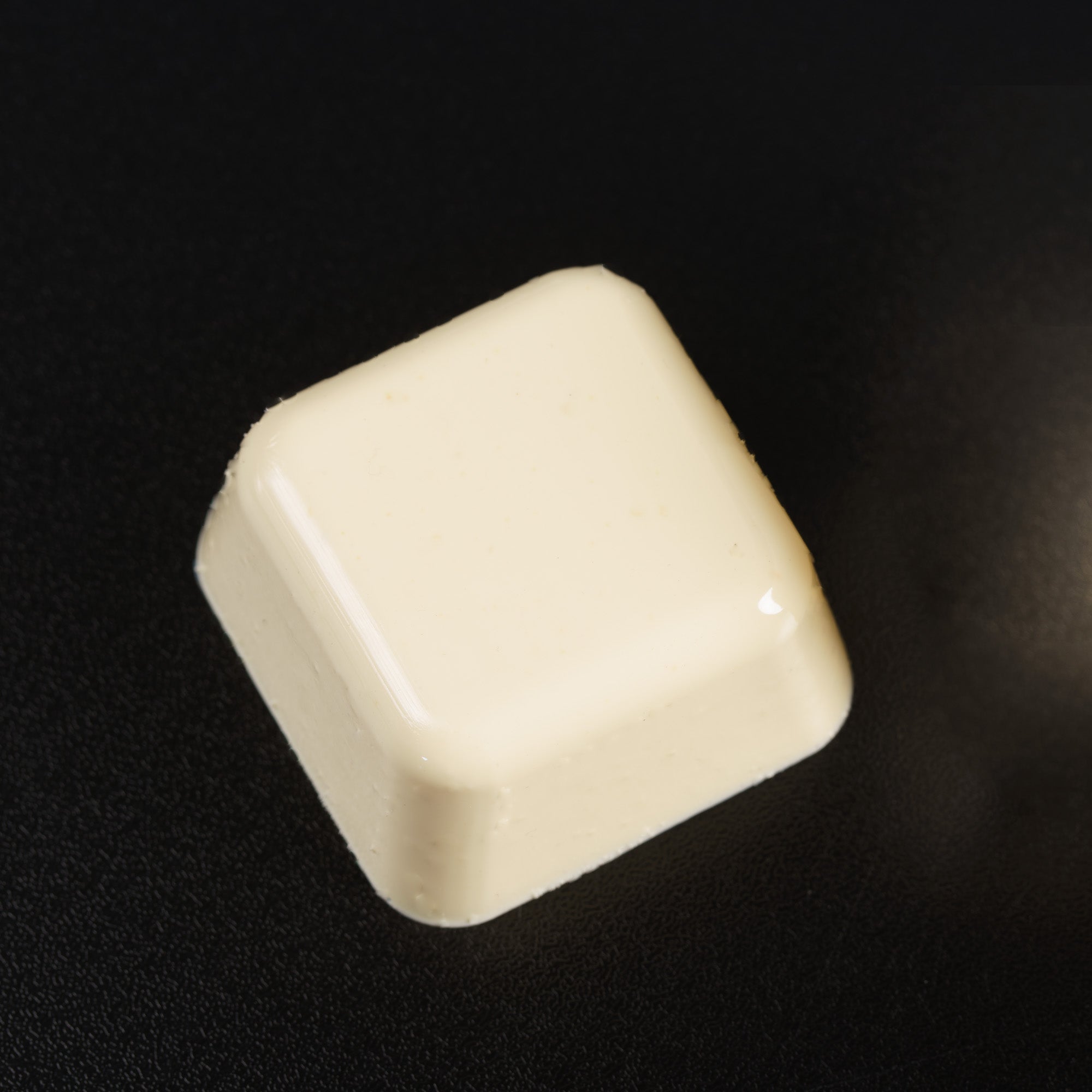 80mL Large Rounded Square Half Sheet Mold - 30 Cavities - 23883