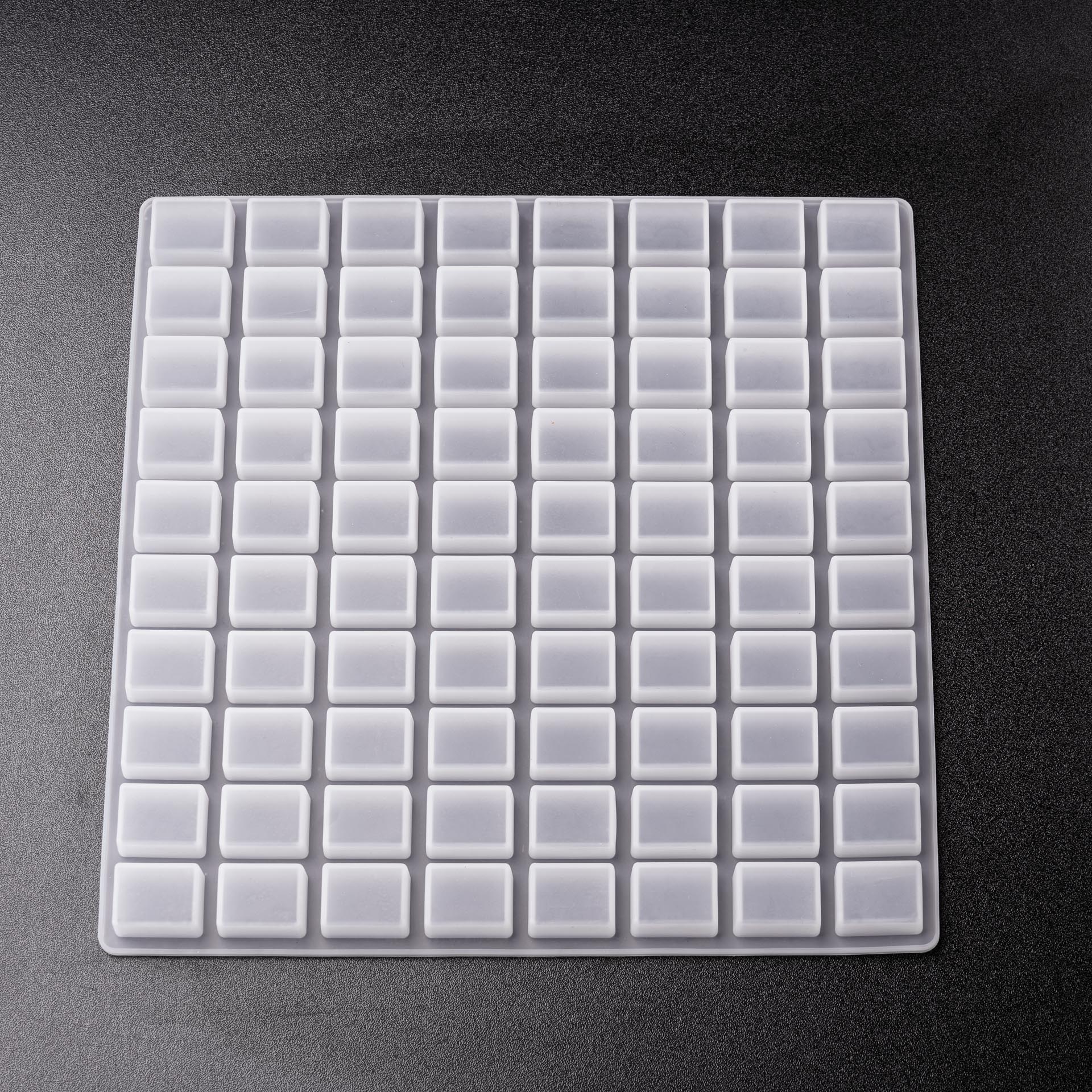 [Overstock Sale] 5.5mL Rectangle Candy Depositor Mold - Silicone - 80 Cavities - 23202