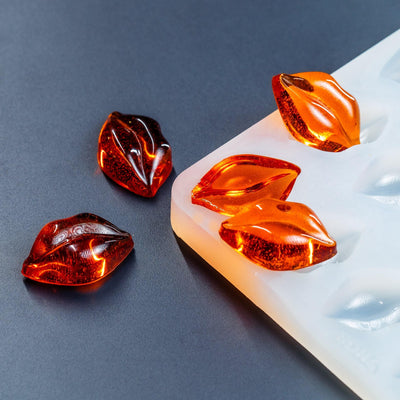 3mL Lips Candy Depositor Mold - 56 Cavities - 22087